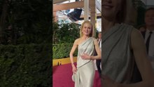 Our favorite outfits, interactions, and moments from the Golden Globes red carpet #goldenglobes