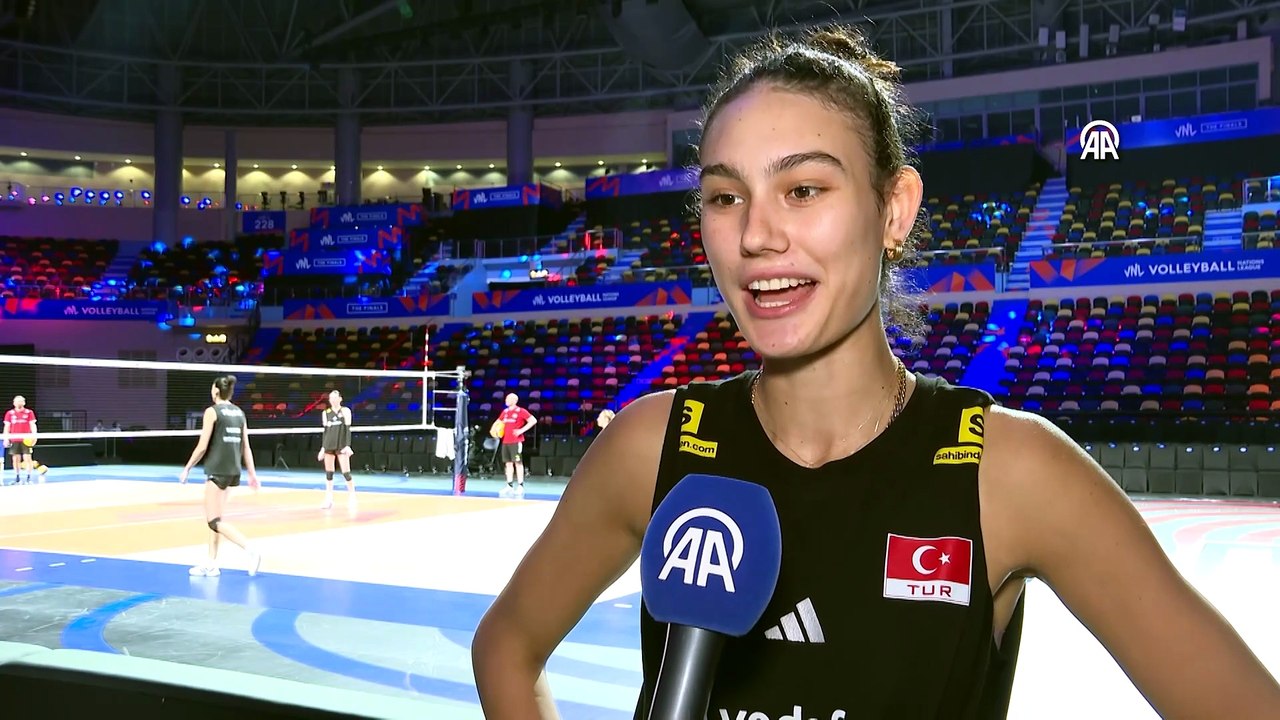 A Milli Kadın Voleybol Takımı, yarı final öncesi kupa hedefiyle motive | Ajansspor | AA