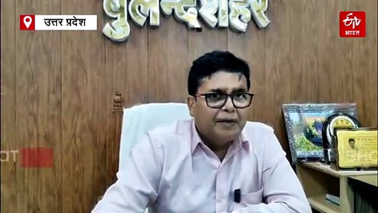 स्कूल में छुट्टी के बाद क्लास में बंद मासूम घंटों छटपटाता रहा, शिक्षक ताला जड़कर चले गए घर, हंगामा