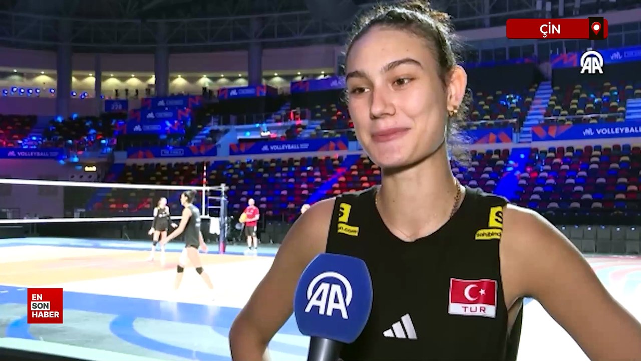 A Milli Kadın Voleybol Takımı, yarı final öncesi kupa hedefiyle motive