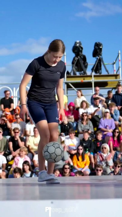 ⚽ If this skill doesn't leave you speechless, nothing will! 🤯🔥 Watch till the end and rate this football magic from 1–10! 👀👇