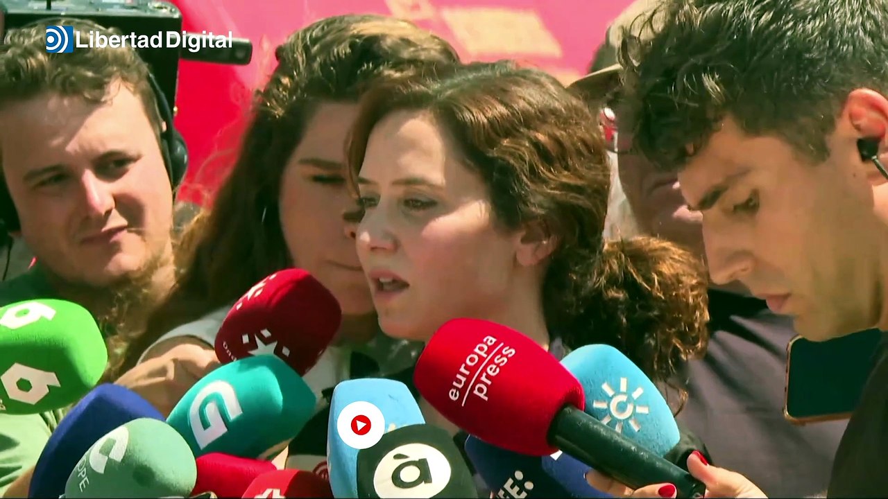 Así está siendo la gestión de Ayuso durante el peor incendio de la historia de Madrid