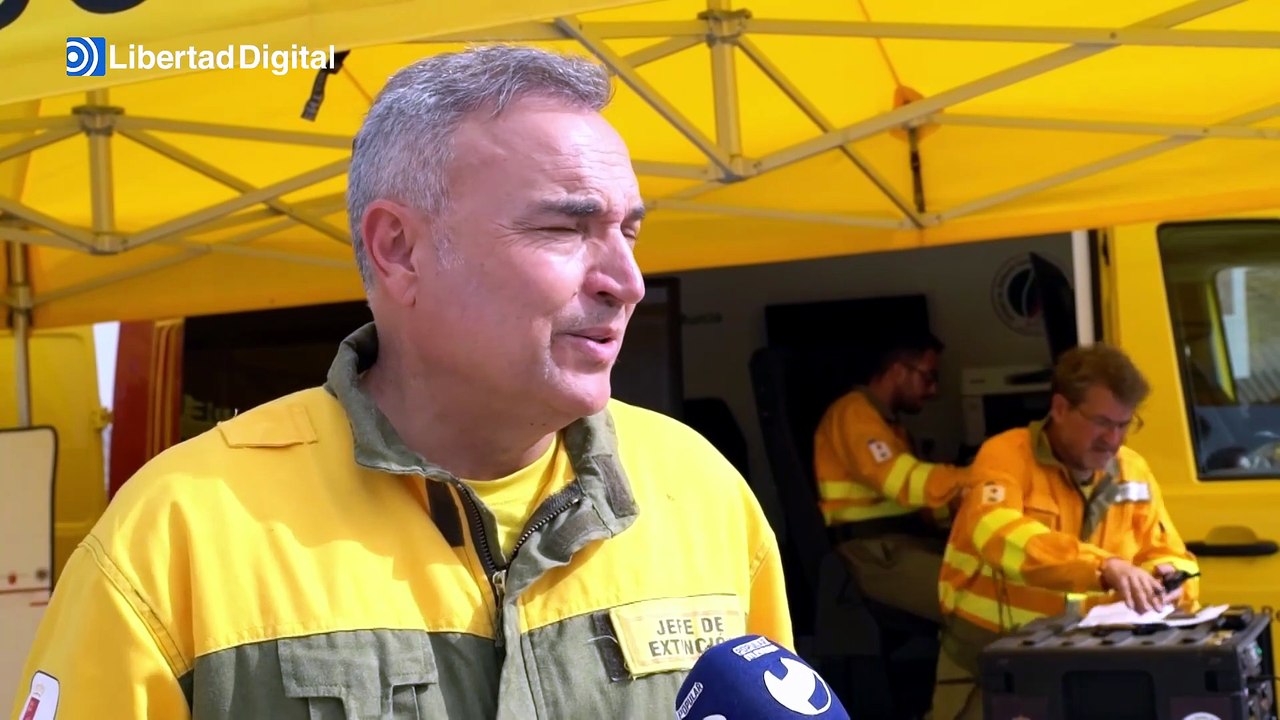 El jefe de extinción de Fuente Álamo confirma que el incendio ha afectado a unas 300 hectáreas.