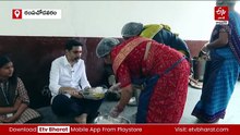 పాఠశాల పిల్లలతో కలిసి మధ్యాహ్న భోజనం తిన్న చంద్రబాబు, లోకేశ్ - నాణ్యతపై ఆరా