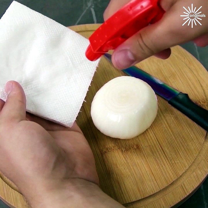 Genius kitchen hacks you'll need to try!