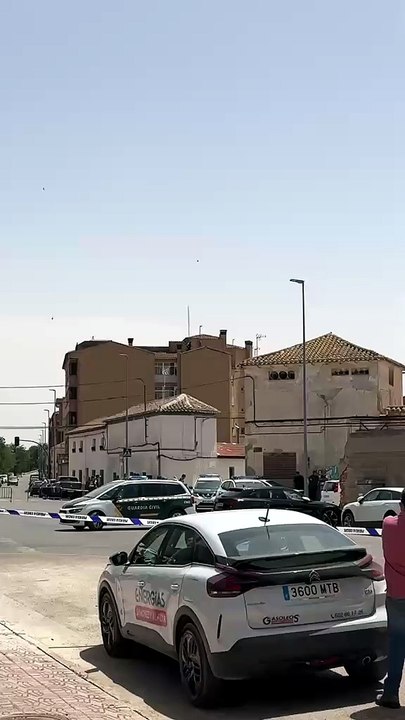 Un hombre se atrinchara con un arma en Villarrobledo.