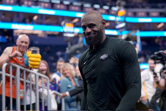 NBA - LeBron choisit Philly