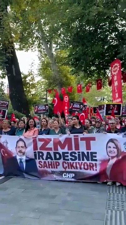 İzmit'te binlerce kişi Fatma Kaplan Hürriyet için yürüdü!