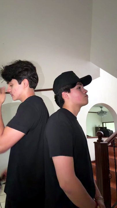 Ramoncito y José clips