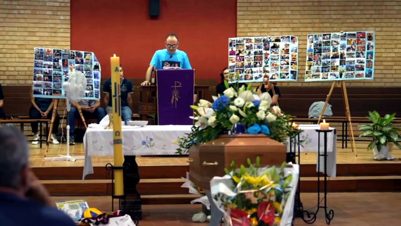 Reggio Emilia, il funerale di Alessandro Magnani morto dopo lo scontro con Paolo Belli