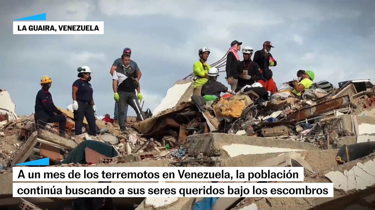 Venezolanos continúan buscando a sus seres queridos bajo los escombros a un mes de los sismos