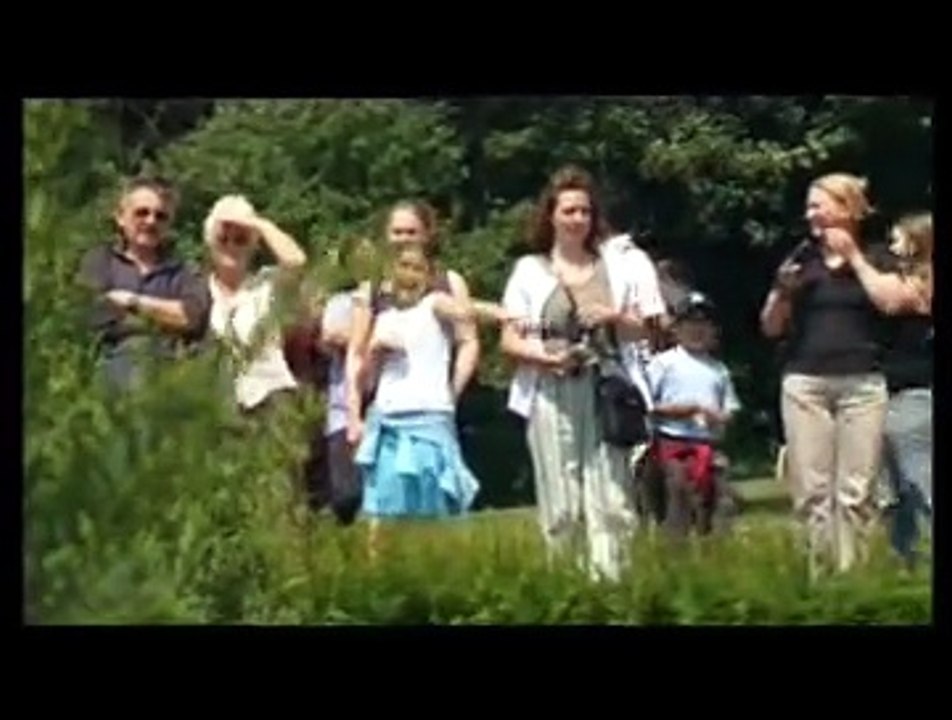 Cliff Richard in behind the scenes in Leeds Castle