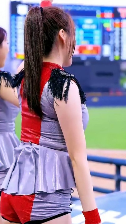 KT Wiz Cheerleader Lee Yebin Energetic Out Song Dance Fancam | Cheerleader EP 174