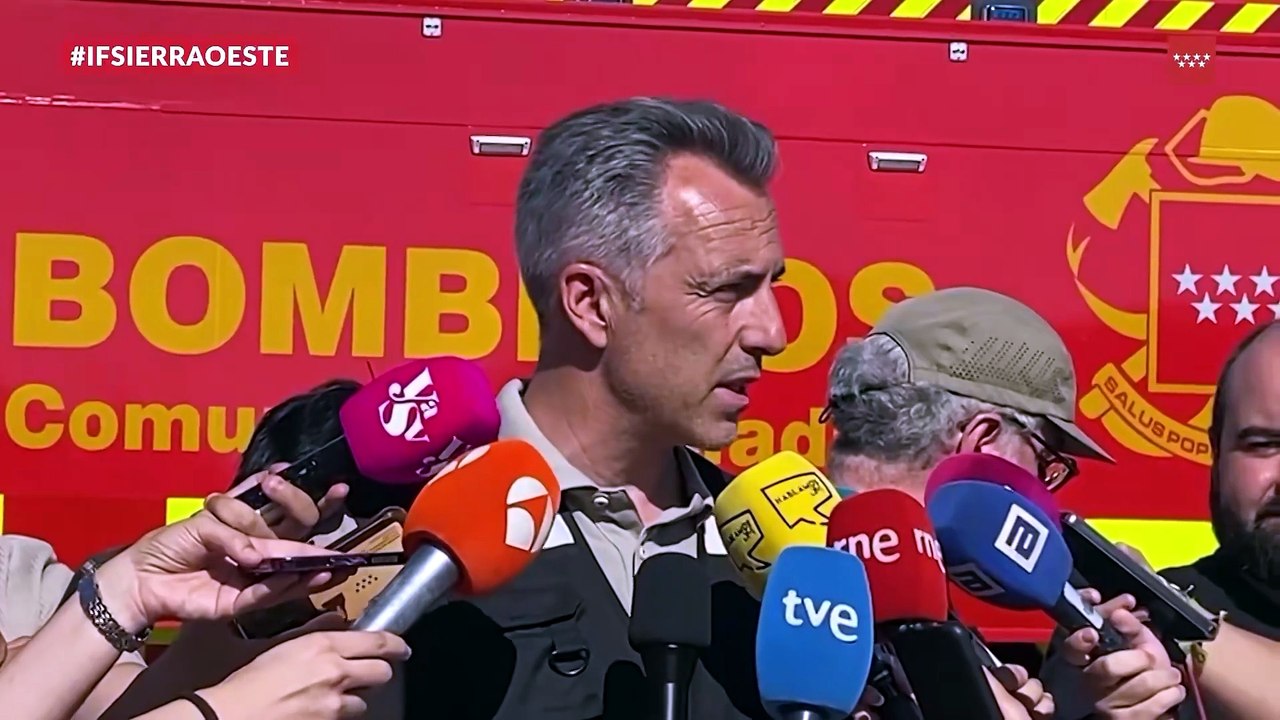 El incendio de Madrid está "fuera de capacidad de extinción" y amenaza con unirse al de Ávila