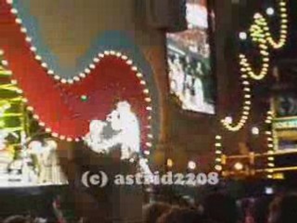 04.07.08 - Mika @ Parc des Princes, Grace Kelly