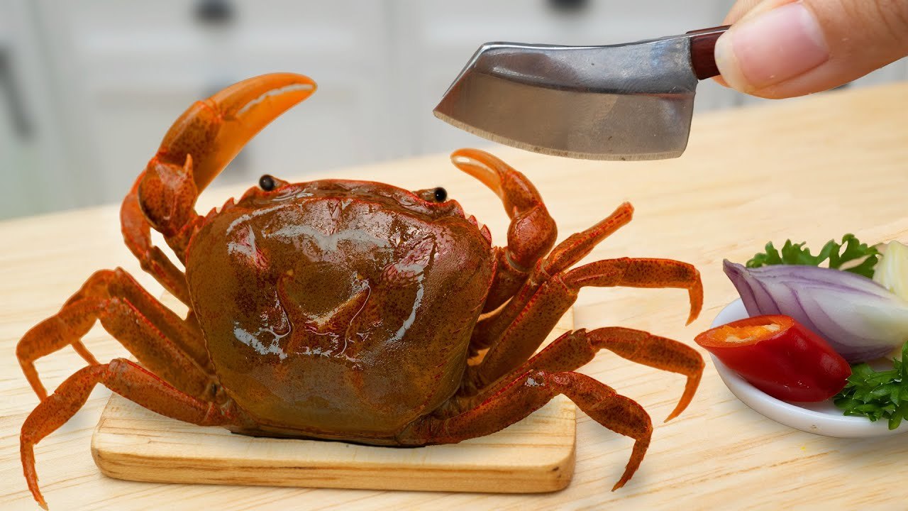 Yummy Miniature Seafood Crab Noodle Recipe Idea 🦀 Catch and Cook Crab in Miniature Kitchen - ASMR