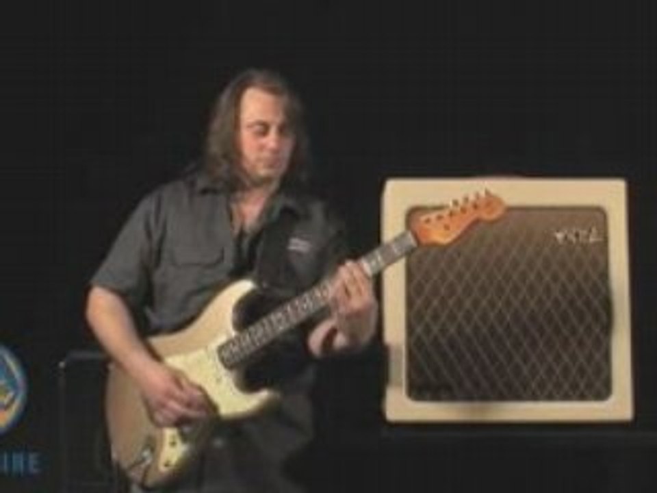 Vox ac15 heritage 02 lo