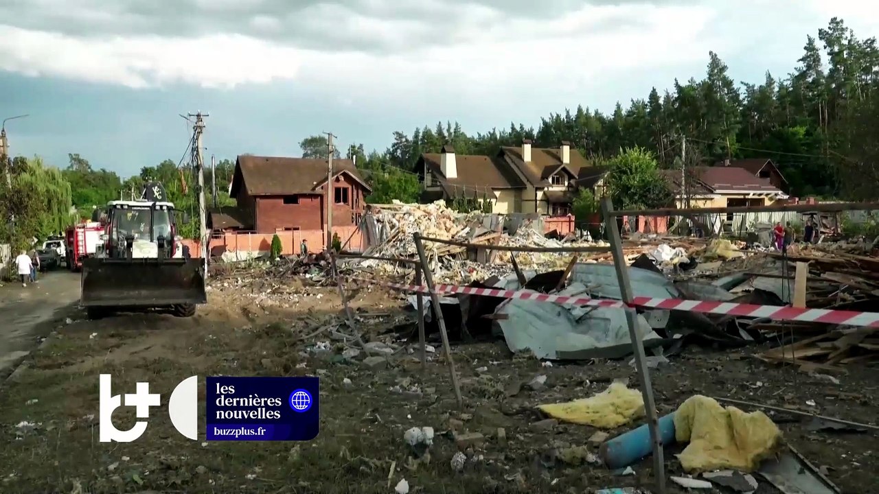 La Russie frappe Kiev par des missiles balistiques; victimes dans explosions, centaines de blessés