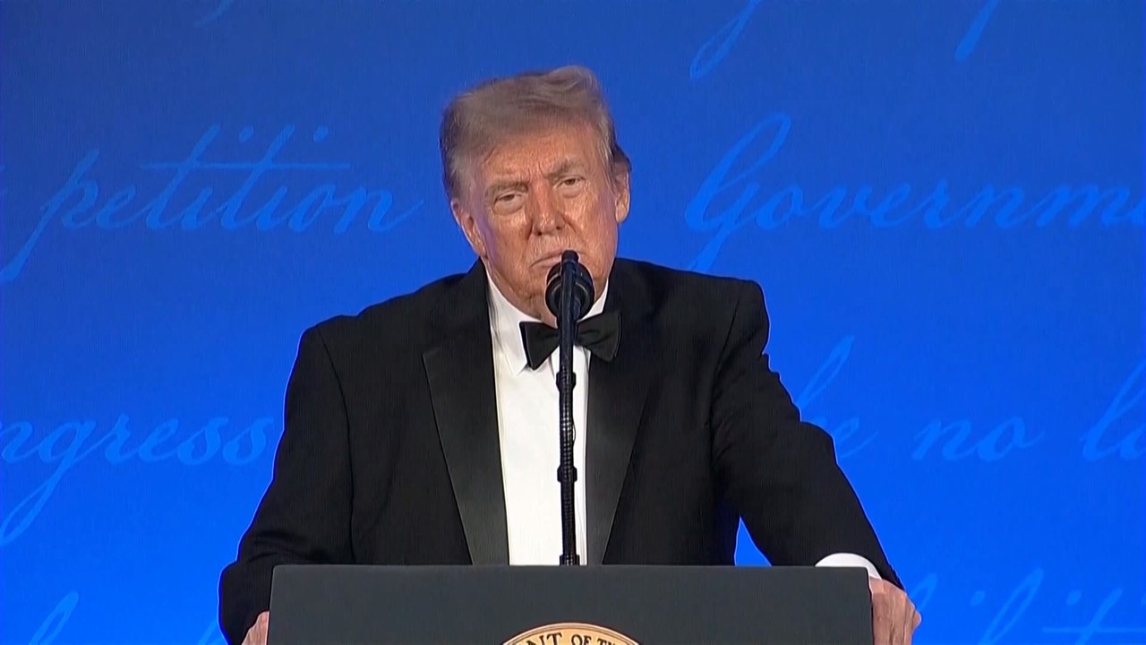 Trump cracks jokes all night at WHCD and dons a 'Trump 2028' hat