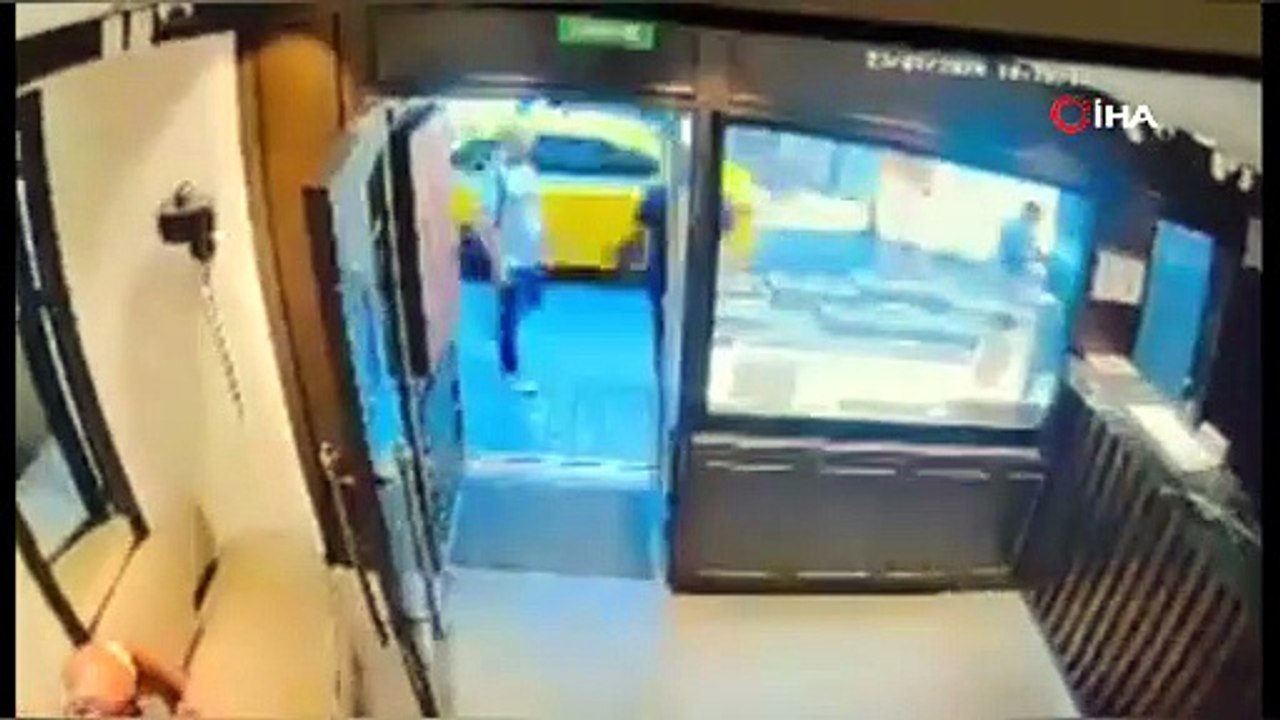300 tam altın çalan şüpheli enselendi