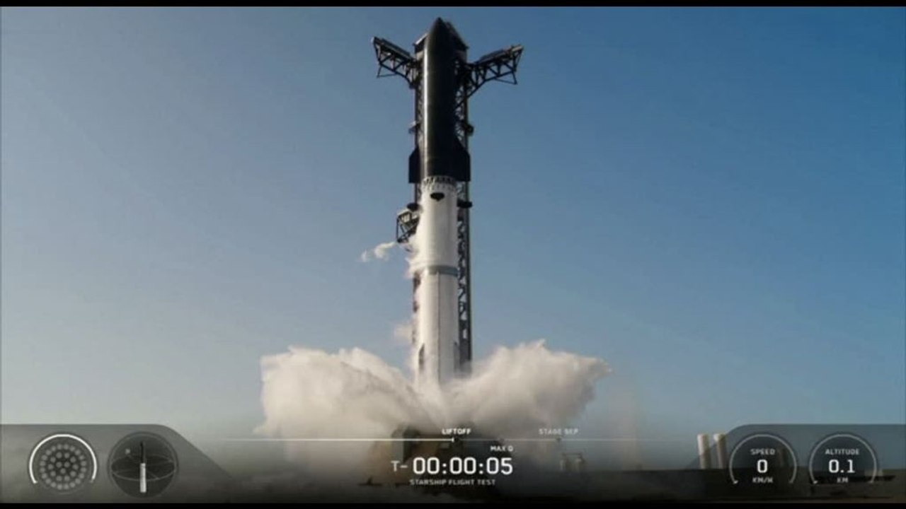 SpaceX, successo per il 13esimo volo di Starship: Musk festeggia
