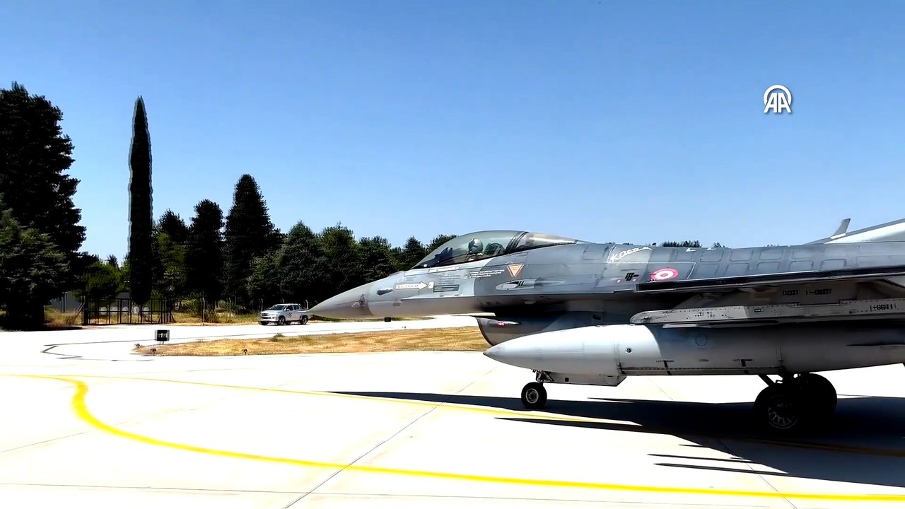 F-16’lar Karadeniz semalarında! Savaş uçakları eğitim uçuşu gerçekleştirdi