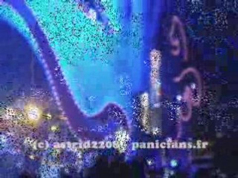 04.07.08 - Mika @ Parc des Princes, Happy Ending