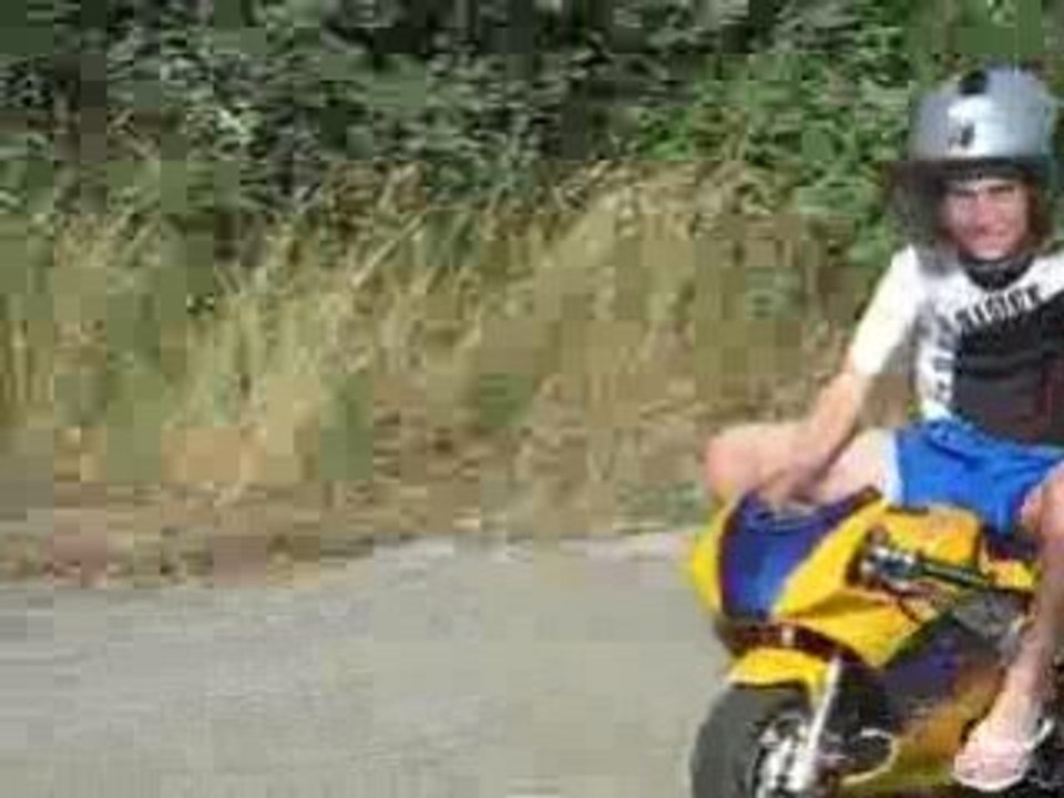 Maxime en pocket bike