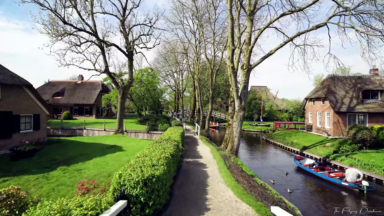 Giethoorn, Netherlands: A Professional 4K UHD Exploration