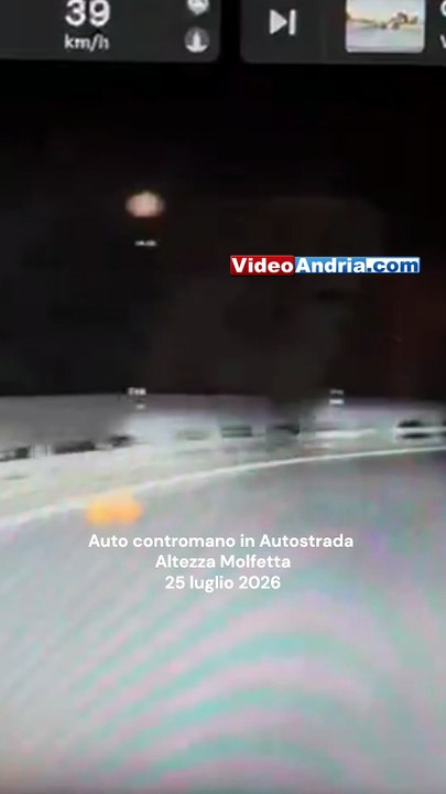 Paura per una ragazza di Andria: auto controman...