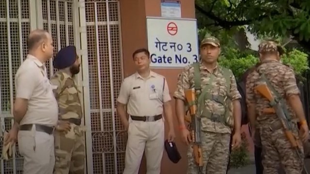Dharmendra Pradhan के इस्तीफे के बाद Delhi में खुले बंद पड़े प्रमुख Metro station!