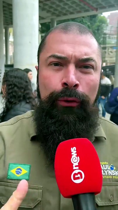 Paulo Bilynskyj coloca de Flávio Bolsonaro como prioridade do PL: "Nada importa"