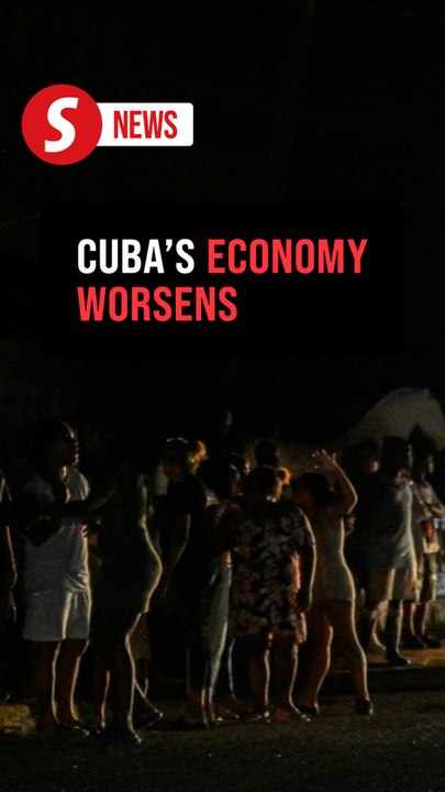 Power outage and crippling tourism: Cubans back at banging pots to break their silence