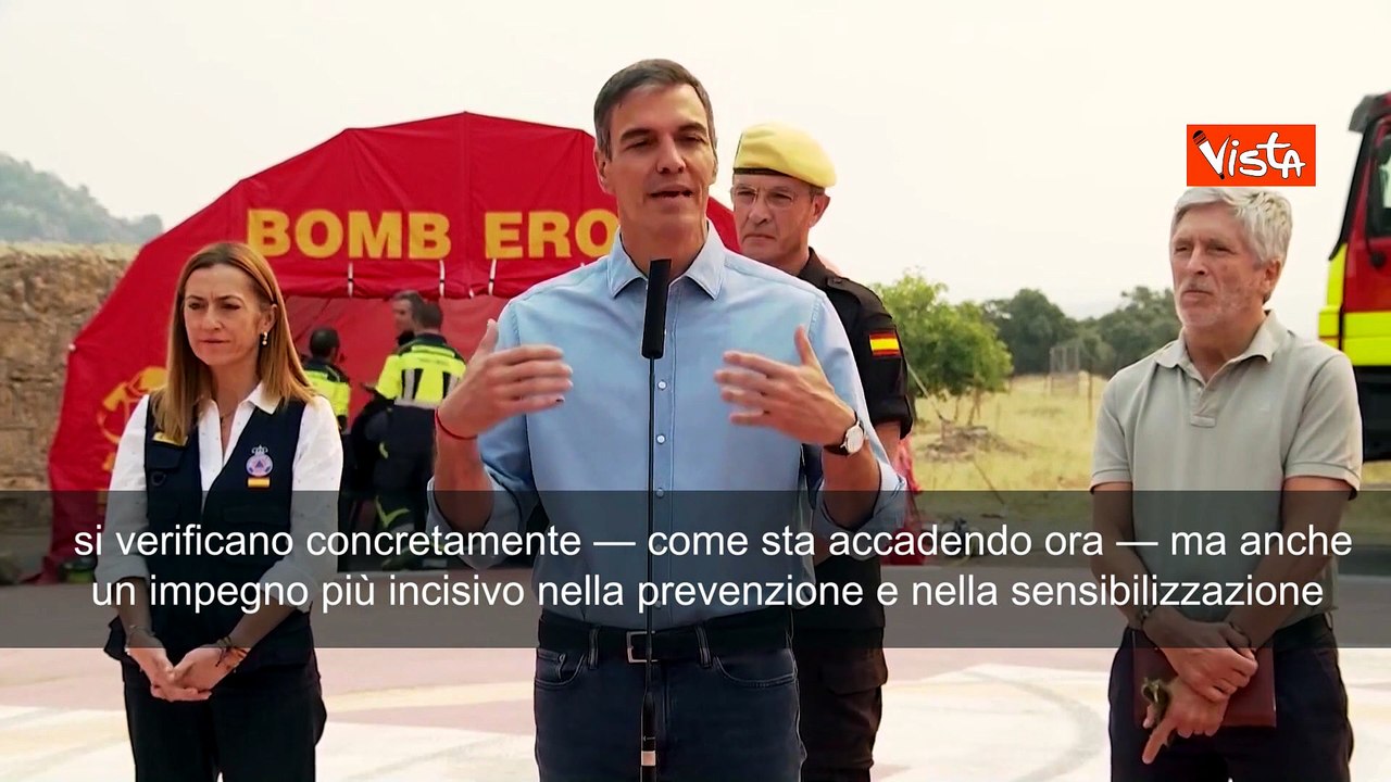 Incendi in Spagna, Sanchez: Istituzioni collaborino per un patto contro l'emergenza climatica