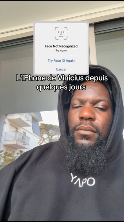 L’iPhone de Vinicius devait pas être prêt. Son Face ID a du bug 😅 | abonne toi