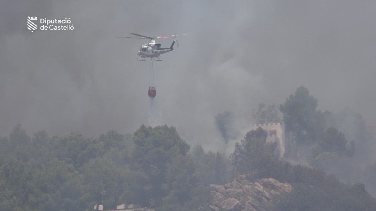 Las imágenes del incendio de La Vall D'Uixò (Castellón)