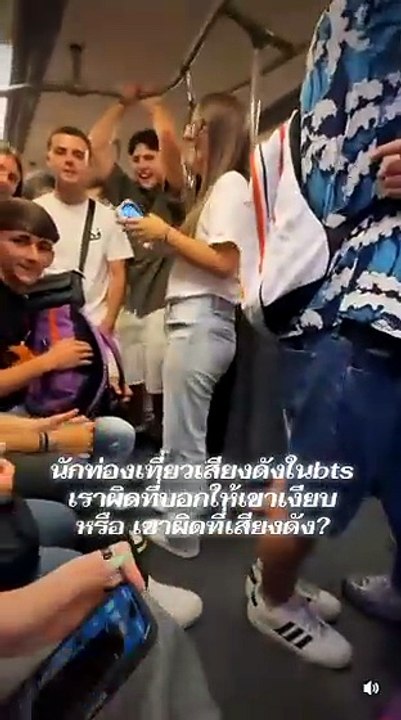 Giovani italiani troppo rumorosi in metro in Thailandia, è incidente diplomatico