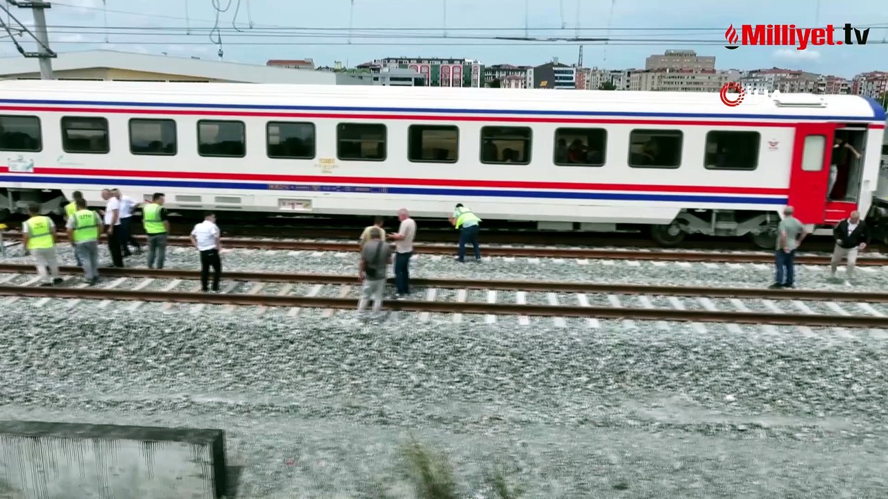 Çerkezköy'de yolcu treni raydan çıktı!