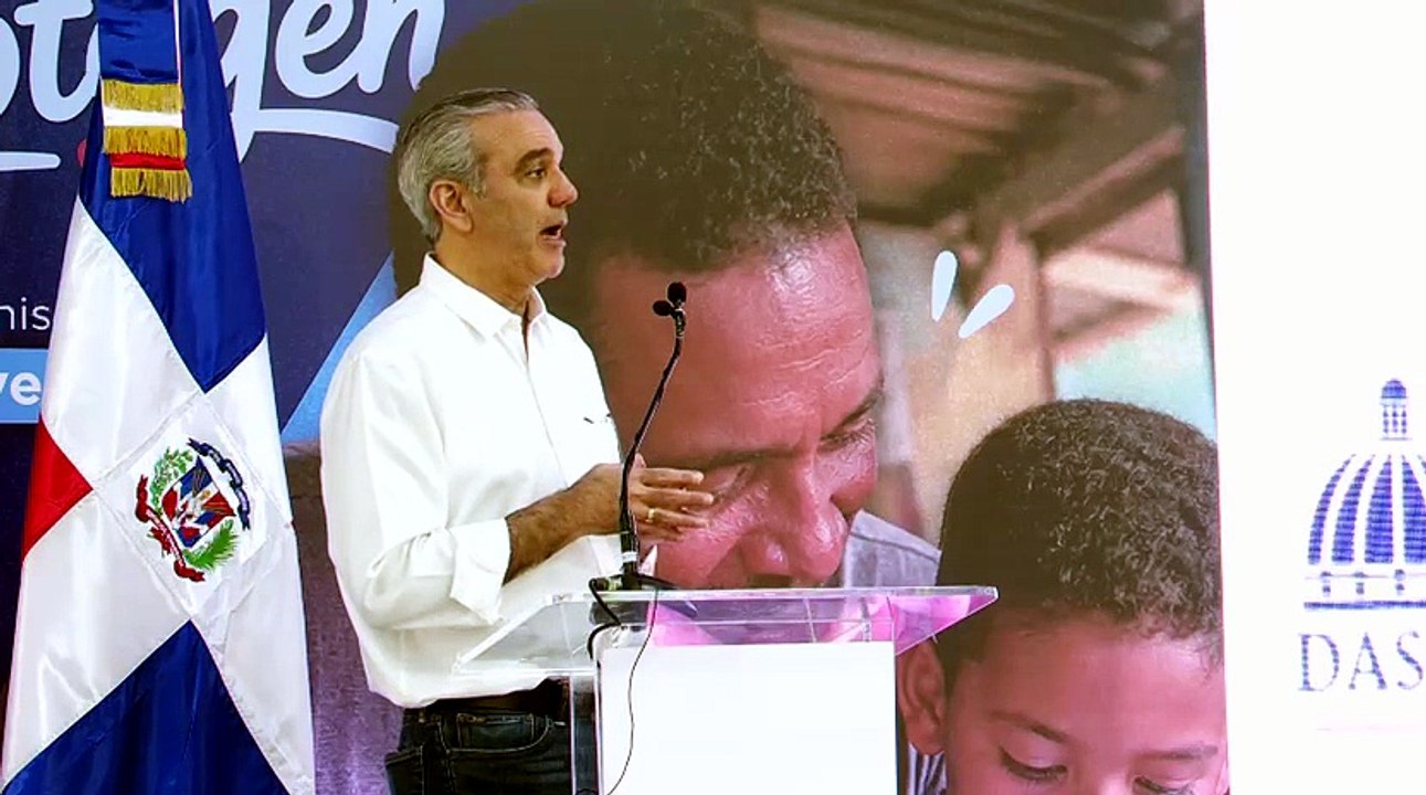 Presidente Abinader llama a los padres dominicanos a cuidar y proteger siempre a sus familias y reconoce su entrega al bienestar de sus hijos