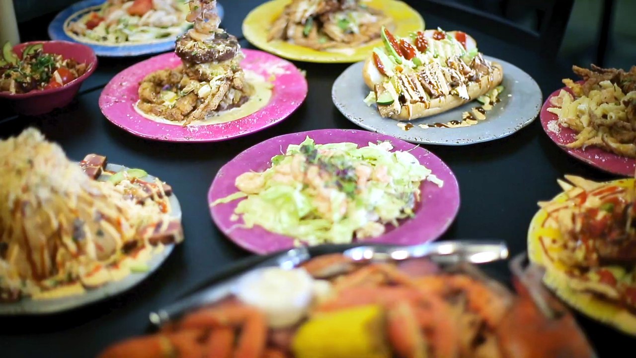Diners Drive Ins and Dives S56E02 Triple D Nation Schnitzel