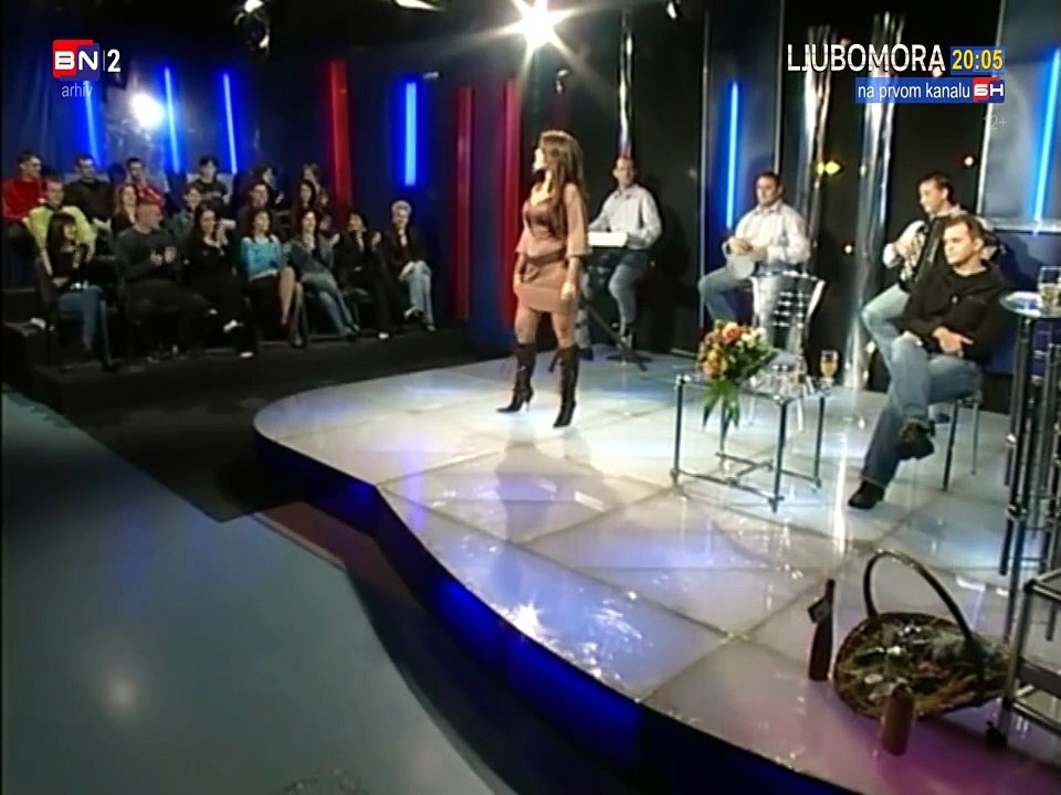 Seka Aleksic - Za ljubav mobilna (BN Koktel 10.10.2005)