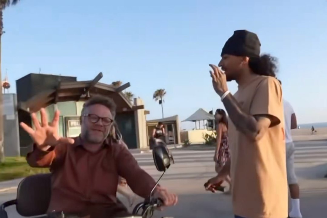 Seth Rogen pierde la paciencia con un creador de contenido que interrumpió una filmación 