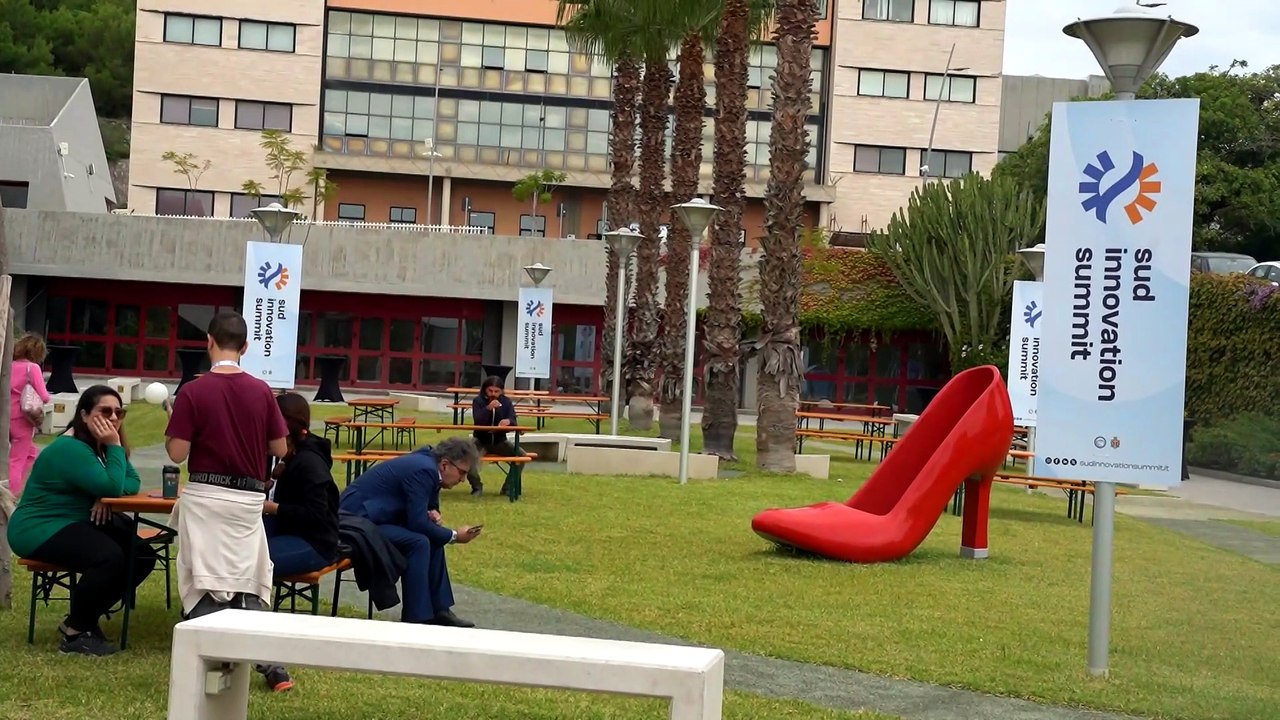 DUE INCUBATORI D'IMPRESA PER IL LANCIO DI START- UP
