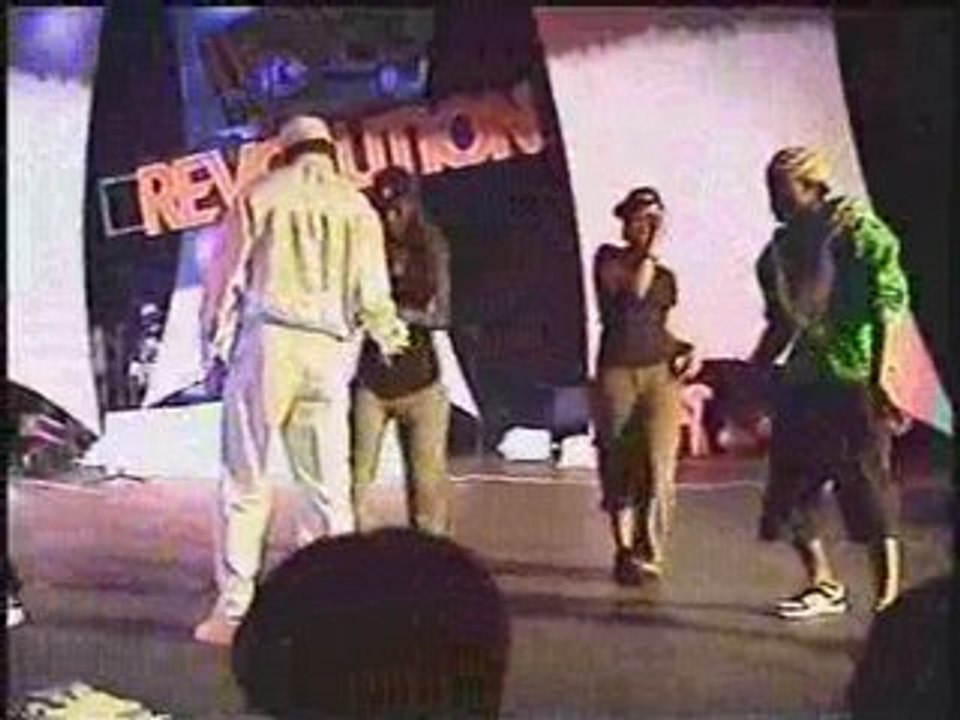 Turay in concert "step"