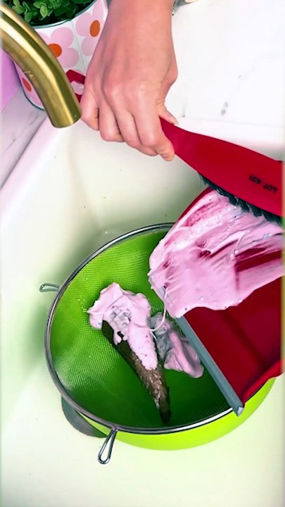 An easy way to make delicious ice cream from scratch🍦