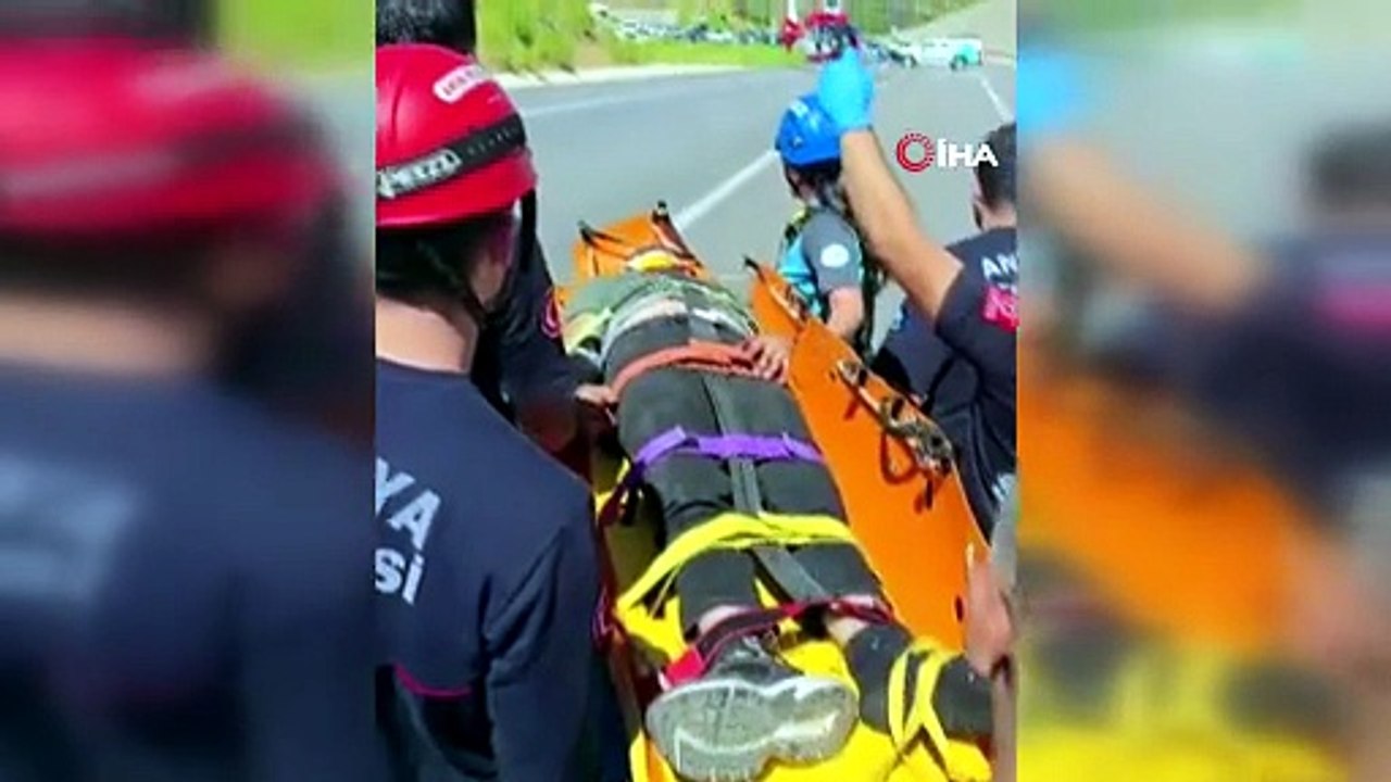 Katliam gibi kaza: 5 ölü - Dailymotion Video