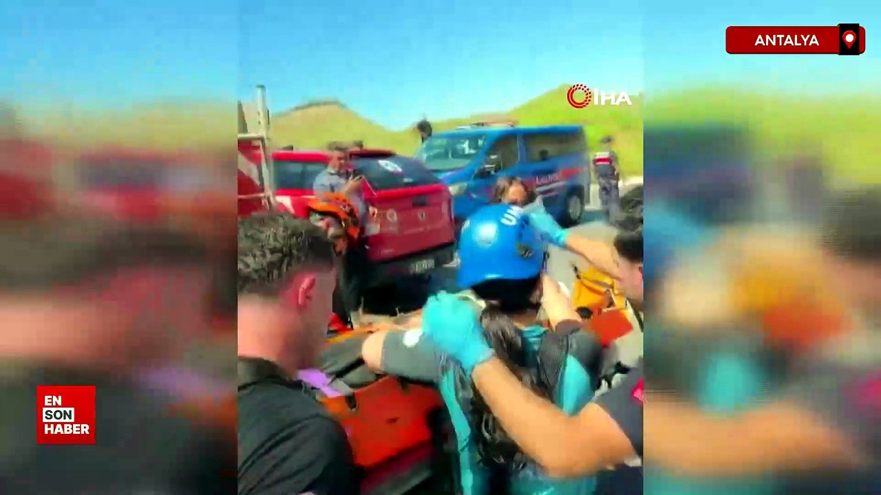 Manavgat'ta feci kaza: 5 kişi hayatını kaybetti