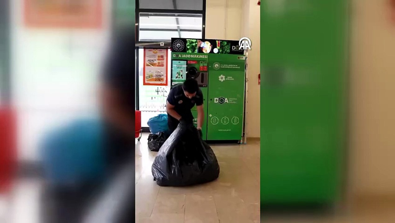 Bakan Kurum'dan DOA ambalajlarının dönüşüm sürecine ilişkin paylaşım
