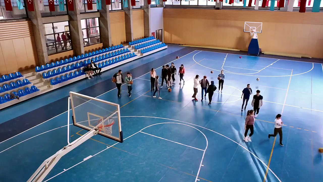 Felaket Gibi Parti Yerli Komedi (FULL HD)