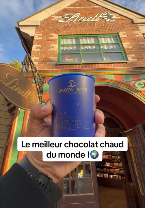 Ce chocolat chaud à Europa-Park explose TOUT ce que j’ai goûté 😱☕ #europapark #germany #lindt #chocolate #food